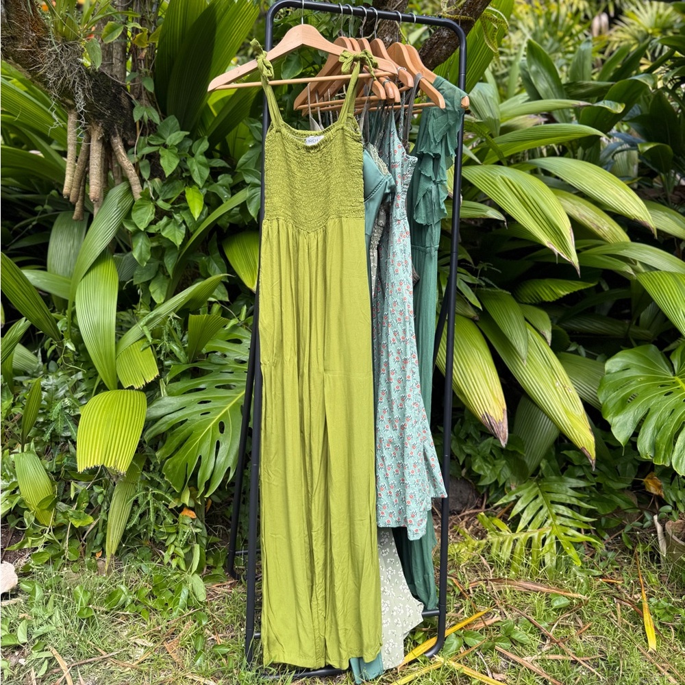 YIREH Smocked Jumpsuit (S)